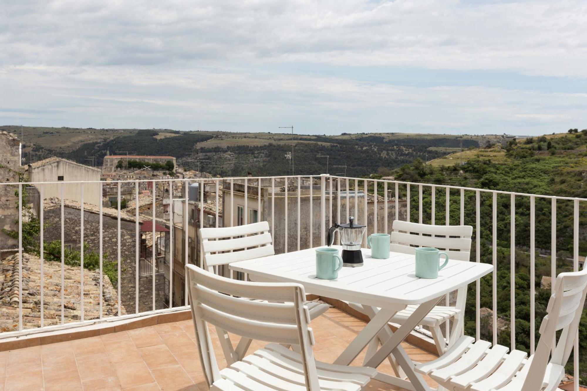 Appartamenti Centro Storico Ragusa Luaran gambar